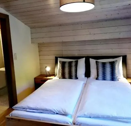 Haus Vordertiefenbach بيت ضيافة واغراين